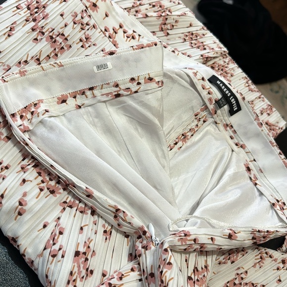 Markus Lupfer Pleated Floral Pants Size 8 - Picture 7 of 12